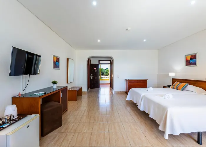 Отель Pinhal Do Sol